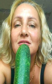 Шлюха Аня 8211